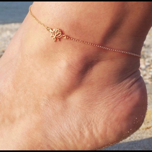 🆕🌟Cute Gold Lotus Flower Bracelet or Anklet🌟 - Picture 4 of 7